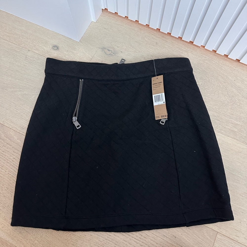 Women’s M DKNY Skirt NWT black